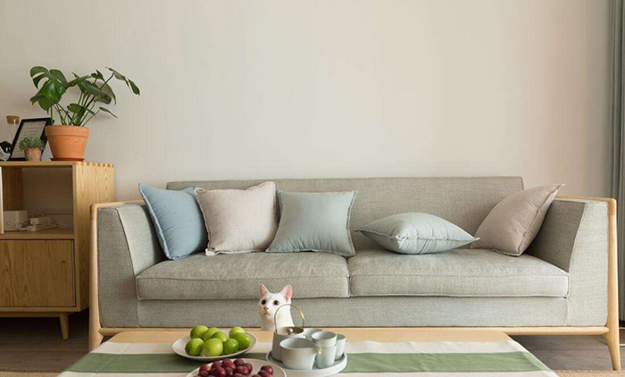 嘉彤意卡曼小編為大家介紹布藝沙發(fā)適合什么風格